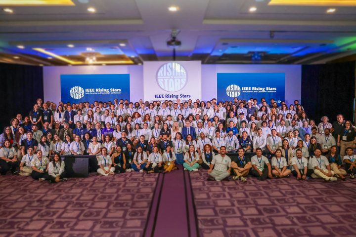 Foto grupal de la delegación en el IEEE Rising Stars LAC 2026