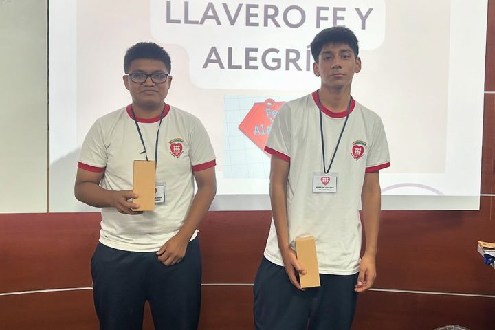 Taller de modelado e impresión 3D con Tinkercad en Fe y Alegría - fotografía del evento