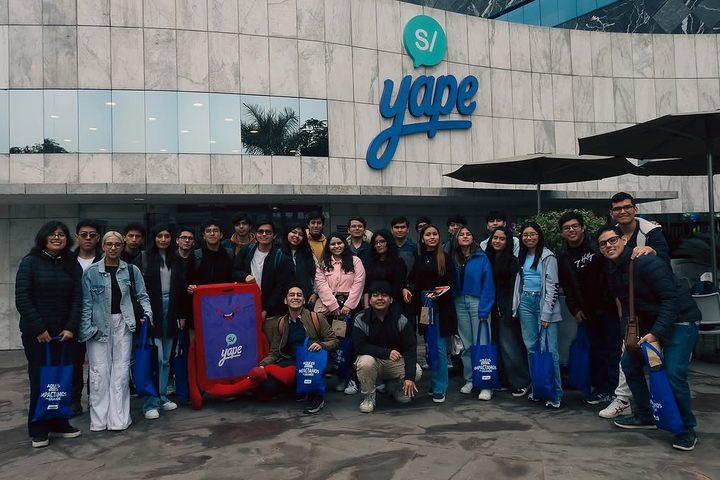 Visita a BCP y Yape - fotografía del evento